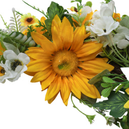Living and Home White and Yellow Sunflower Artificial Wreath 40cm - Size: 40 x 40 x 6cm - Wilko - thumbnail 6