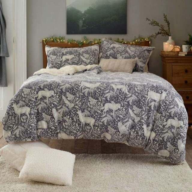 Deyongs Woodland Folk Single Grey Fleece Duvet Set - Wilko - image 1