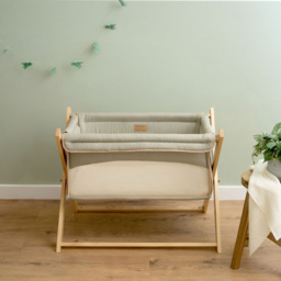 Clair de Lune Baby Sage Organic Foldable Crib - Size: 68 x 54 x 87cm - Green - Wilko - thumbnail 3