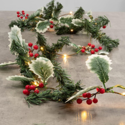 Marco Paul Warm White LED Berry and Leaf Garland 2m - Size: 20 x 20 x 10cm - Multicoloured - Wilko - thumbnail 3