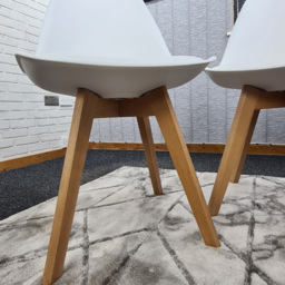 Kosy Koala Set of 4 White Plastic Dining Chair with Faux Leather Padded Seat - Size: 83 x 57 x 49cm - Wilko - thumbnail 5