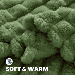 Velosso Olive Waffle Plush Throw 200 x 240cm - Size: 200 x 240 x 1cm - Wilko - thumbnail 4