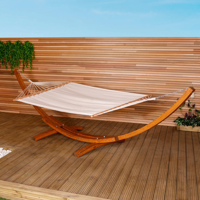 Charles Bentley Cream Canvas Extra Large Hammock with Wooden Arc Stand - Size: 1 Seater - Wilko - image 1