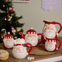 The Seasonal Gift Co. Santa Sugar Bowl and Milk Jug Set - Size: 10.5 x 12.5 x 9cm - Red - Wilko - thumbnail 3