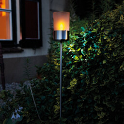 Luxform Jamaica LED Solar Spike Light - Size: 9.1 x 9.1 x 91.1cm - Silver - Wilko - thumbnail 4