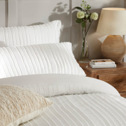 Duvet Day Harrison Single White Stripe Printed Duvet Set - Wilko - thumbnail 3