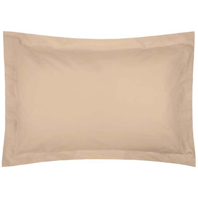 Serene Oxford Honeydew Pillowcase - Size: 27 x 20cm - Cream - Wilko - image 1
