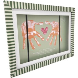 Childs Art Display Photo Frame Green - Wilko - thumbnail 3