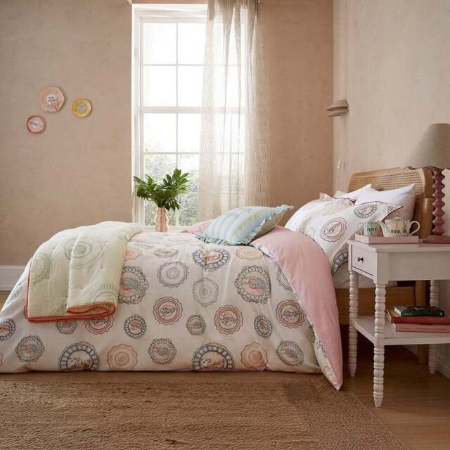 Yvonne Ellen Super King Size Multicolour Vintage Plates Duvet Set - Wilko - image 1