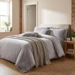Selena Velvet Duvet Set Grey Superking - Size: Super King - Wilko - thumbnail 6