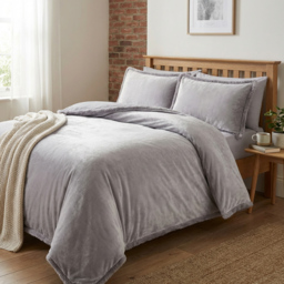 Selena Velvet Duvet Set Grey Superking - Size: Super King - Wilko - thumbnail 7