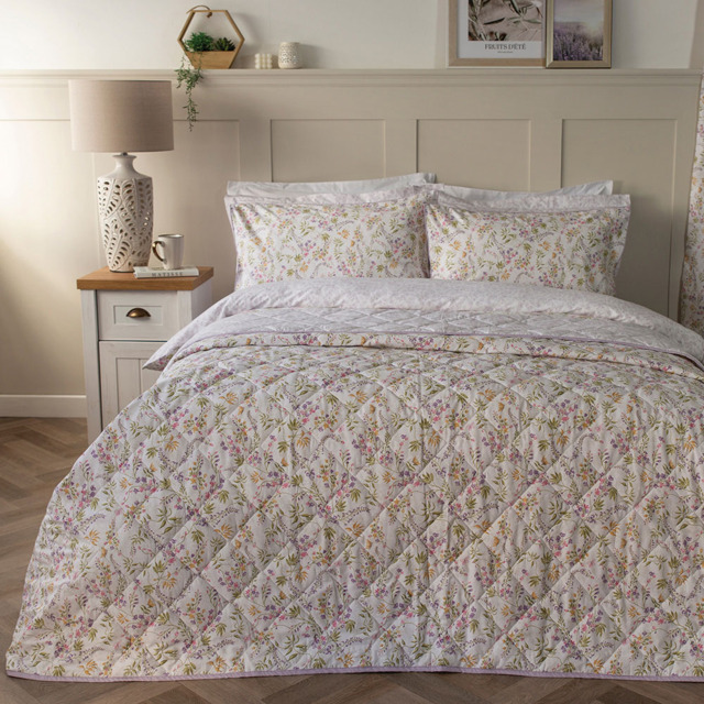 Serene Kira King Size Floral Bedspread - Size: 260 x 260 x 0.1cm - Multi - Wilko - image 1