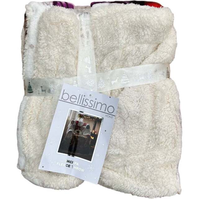Bellissimo Home Ivy and Snowy Christmas Sherpa Fleece Throw - Size: 170 x 130 x 3cm - Multi - Wilko - image 1