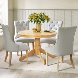 Furniturebox Bodmin Kennsington 4 Seater Round Wooden Dining Set Oak Effect - Brown - Wilko - thumbnail 1
