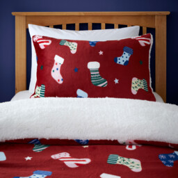 Christmas Stockings Fleece Duvet Set Red Double - Wilko - thumbnail 5