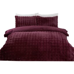 Aurora Soft Faux Fur Duvet Set Berry Superking - Wilko - thumbnail 3