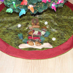 Shatchi Reindeer Handmade Christmas Tree Skirt - Yellow - Wilko - thumbnail 3