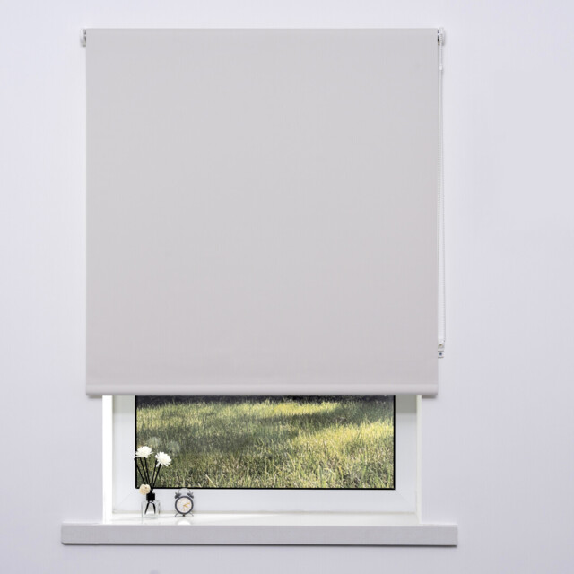 Plain Blackout Blinds Pearl White 60cm - Wilko - image 1