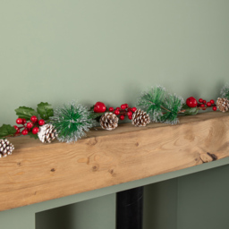 Samuel Alexander Berry Garland with Pinecones and Silver Glitter Tips 150cm - Size: 15 x 150 x 15cm - Green / Red - Wilko - thumbnail 4