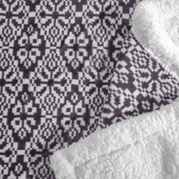 Velosso Charcoal Aztec Sherpa Backed Throw 130 x 180cm - Size: 130 x 180 x 1cm - Wilko - thumbnail 4