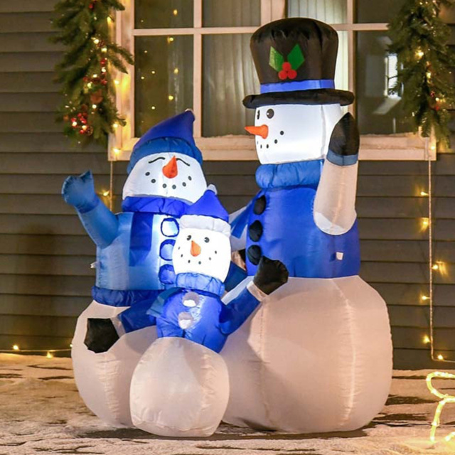 Everglow LED Inflatable Christmas Snowman Family Decoration 3.9ft - Size: 4ft - White - Wilko - image 1