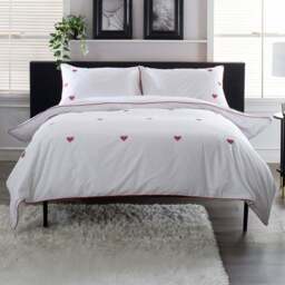 The Lyndon Company Filigree Hearts King Size White Duvet Set - Wilko - thumbnail 1