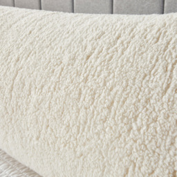 Downland Huggleland Double Cream Fleece Bolster Pillow - Size: Single - Wilko - thumbnail 4