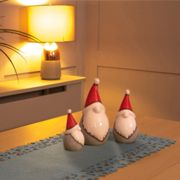 St Helens Grey Felt Table Runner 98 x 30cm - Size: 980 x 300 x 3cm - Wilko - thumbnail 4
