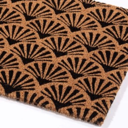 Esselle Home Black Printed Scallop Coir Doormat 75 x 45cm - Wilko - thumbnail 3