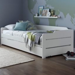 Copella White Guest Bed and Trundle with Memory Foam Mattresses - Size: Single - Bedmaster - Wilko