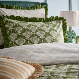 furn. Deco King Size Moss Palm Printed Ruffle Duvet Set - Green - Wilko - thumbnail 4