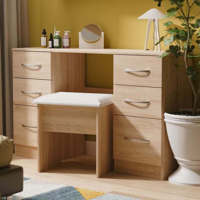 Crowndale Avon 6 Drawer Bardolino Oak Kneehole Desk Ready Assembled - Size: 79 x 125 x 39cm - Wilko