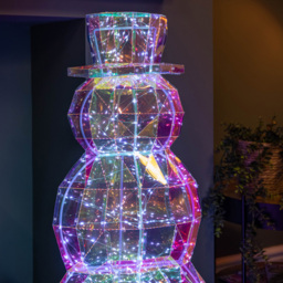Samuel Alexander 400 White LED Iridescent Snowman Christmas Decoration 91cm - Size: 91 x 43 x 21cm - Wilko - thumbnail 7