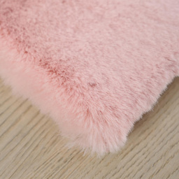 Deluxe Rabbit Faux Fur Rug  - Blossom/120cm - Wilko - thumbnail 4