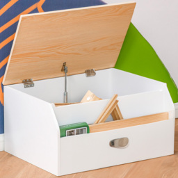 Portland Kids White Storage Box with Lid - Size: 58 x 43 x 30cm - Wilko