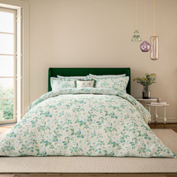 V&A Briar Bloom Double Green Duvet Set - Wilko - thumbnail 1