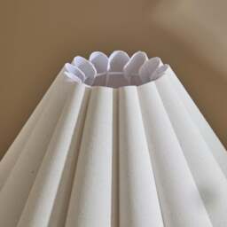 Orla - Olive Gloss Ceramic Scallop Shade Table Lamp - thumbnail 6
