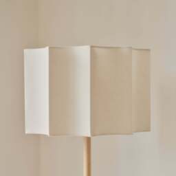 Esme - Light Wood Inverted Scallop Shade Floor Lamp - thumbnail 4