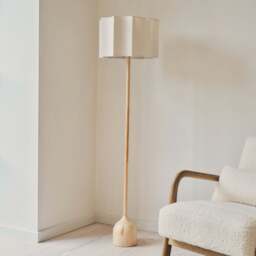 Esme - Light Wood Inverted Scallop Shade Floor Lamp