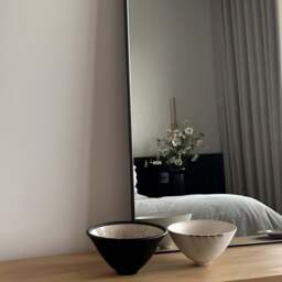 Theo - Black Rectangular Metal Large Wall Mirror 120cm x 90cm - thumbnail 4