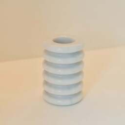 Varella - White Marble Ribbed Decorative Vase 15cm - thumbnail 3