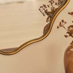 Sabrina - Gold Wavy Oval Metal Wall Mirror 100cm x 70cm - thumbnail 5