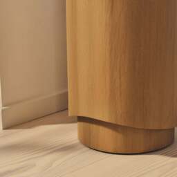 Magna - Warm Wood Wave Plinth - thumbnail 3