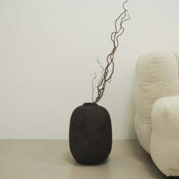 Matera - Large Black Textured Terracotta Vase - thumbnail 3