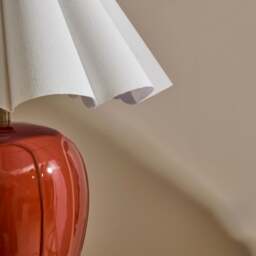 Orla - Terracotta Gloss Ceramic Scallop Shade Table Lamp - thumbnail 2