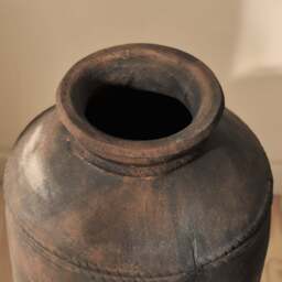 Toledo - Large Antique Brown Textured Terracotta Vase - thumbnail 2