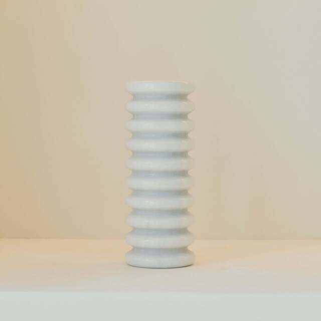 Varella - Large White Marble Ribbed Decorative Vase 25cm - image 1