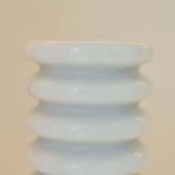 Varella - Large White Marble Ribbed Decorative Vase 25cm - thumbnail 5