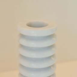 Varella - Large White Marble Ribbed Decorative Vase 25cm - thumbnail 4