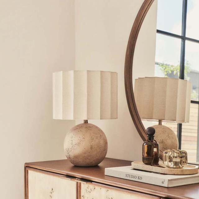 Caia - Travertine Scallop Shade Table Lamp - image 1